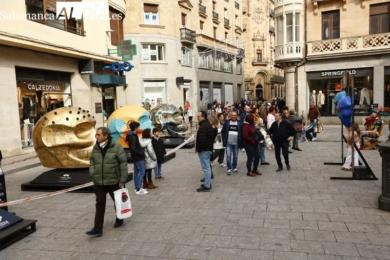 Ambiente en el centro de Salamanca este sábado. Fotos: David Sañudo