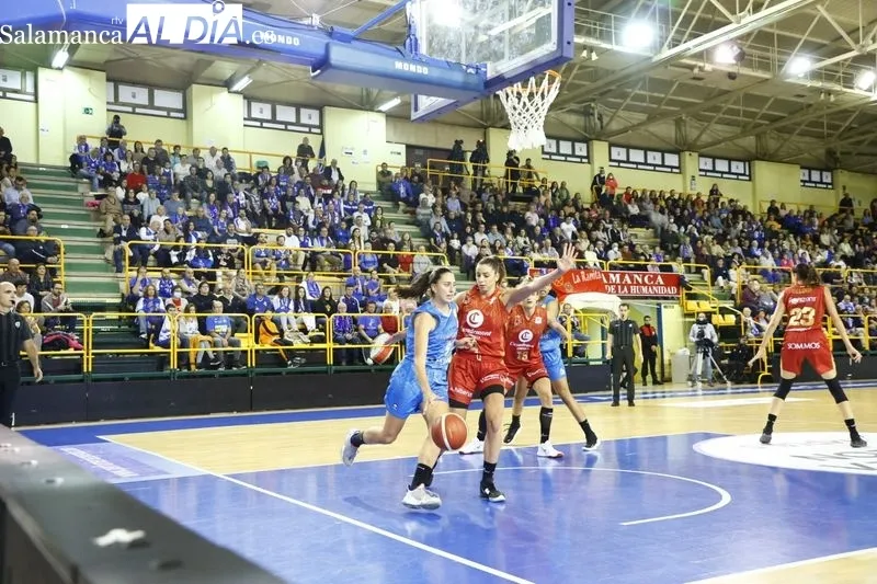 Imágenes del partido entre el Perfumerías Avenida y el Casademont Zaragoza / Fotos: David Sañudo