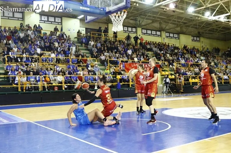 Imágenes del partido entre el Perfumerías Avenida y el Casademont Zaragoza / Fotos: David Sañudo