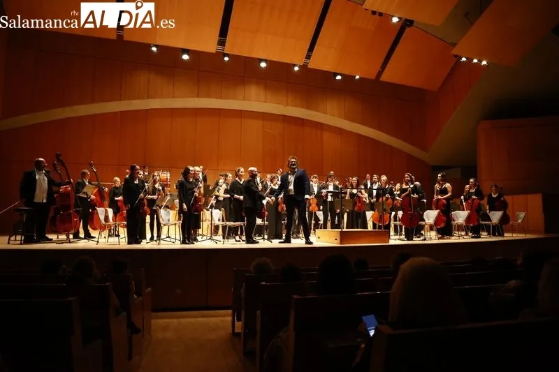 El Palacio de Congresos, escenario del primer concierto de temporada de la Joven Orquesta Sinfónica Ciudad de Salamanca. Fotos: David Sañudo
