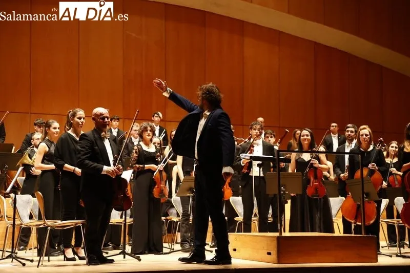 El Palacio de Congresos, escenario del primer concierto de temporada de la Joven Orquesta Sinfónica Ciudad de Salamanca. Fotos: David Sañudo