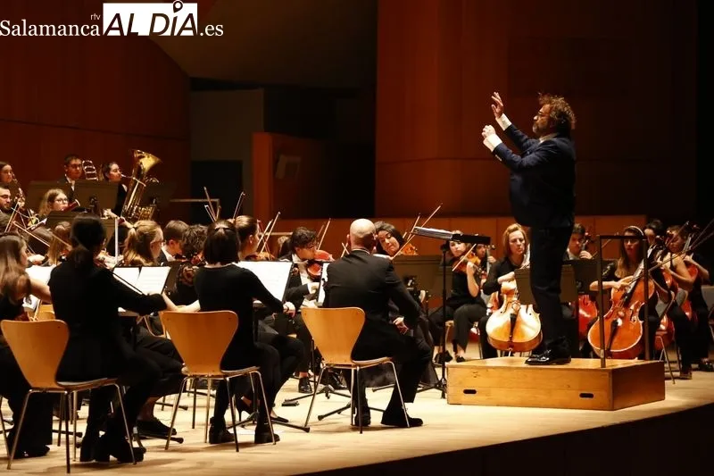 El Palacio de Congresos, escenario del primer concierto de temporada de la Joven Orquesta Sinfónica Ciudad de Salamanca. Fotos: David Sañudo