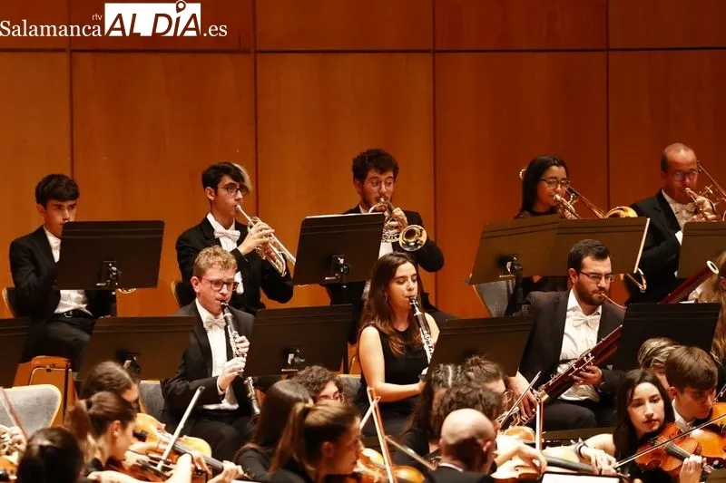 El Palacio de Congresos, escenario del primer concierto de temporada de la Joven Orquesta Sinfónica Ciudad de Salamanca. Fotos: David Sañudo