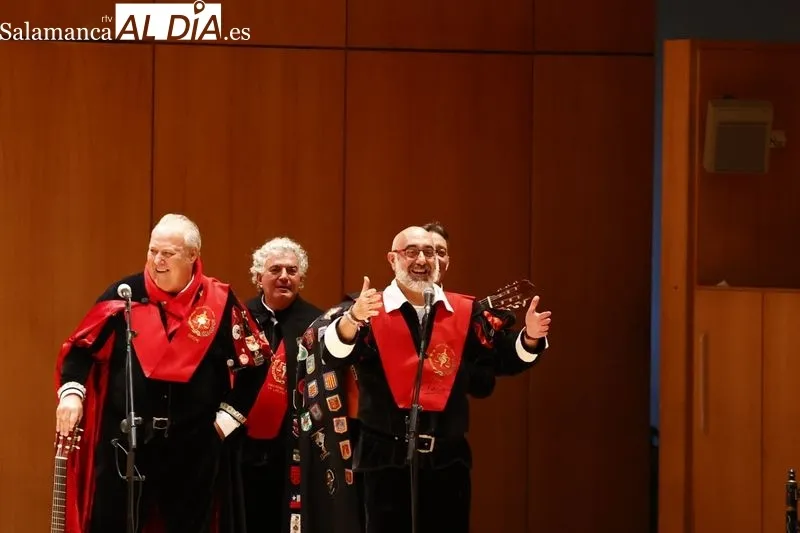 El Palacio de Congresos ha acogido la actuación de todas las tunas que se han dado cita en el certamen nacional. Fotos: David Sañudo