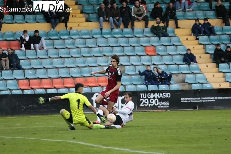 Foto 9 - Cantada del Salamanca UDS contra el Mirand&eacute;s B en el peor momento y con uno m&aacute;s (1-1)