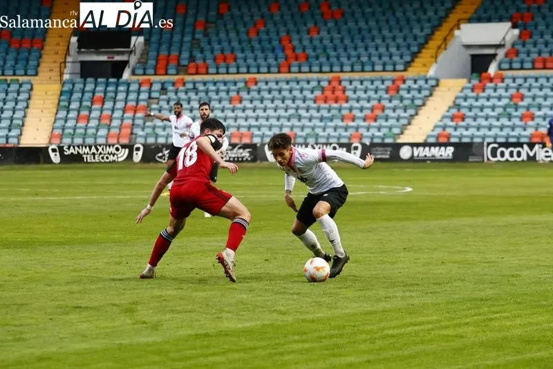 Foto 12 - Cantada del Salamanca UDS contra el Mirand&eacute;s B en el peor momento y con uno m&aacute;s (1-1)