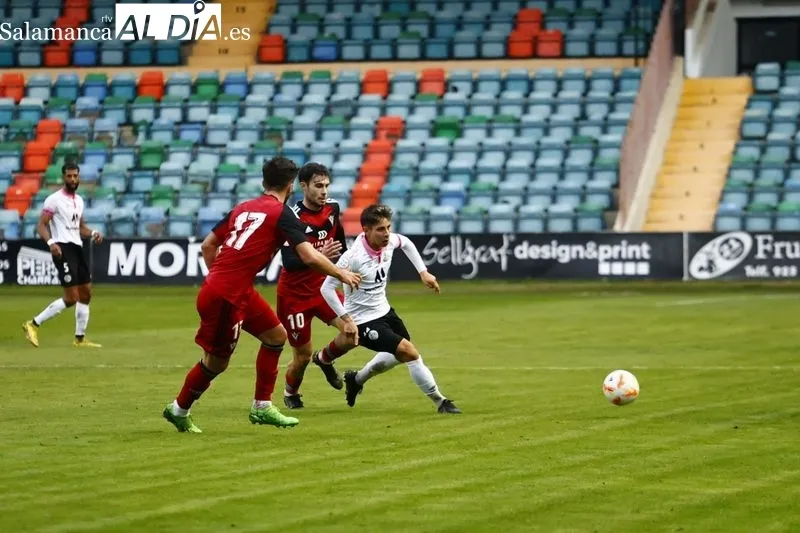 Foto 15 - Cantada del Salamanca UDS contra el Mirand&eacute;s B en el peor momento y con uno m&aacute;s (1-1)