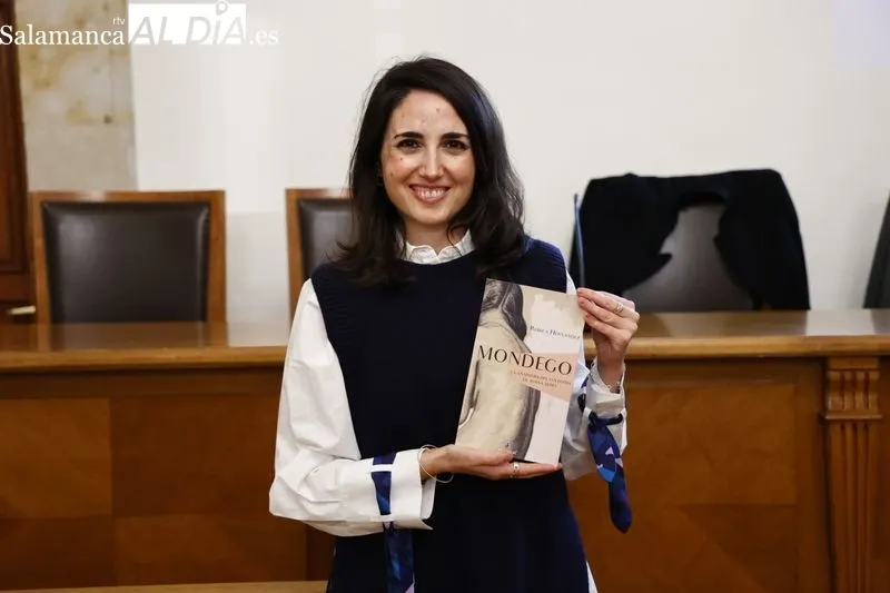 Presentación del nuevo libro de la escritora salmantina Rebeca Hernández. Fotos: David Sañudo