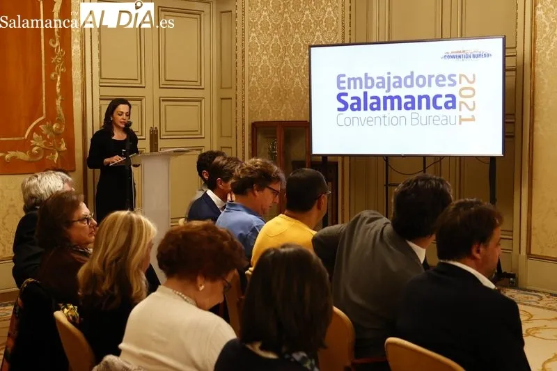 Reconocimiento a los nuevos embajadores de Salamanca Convention Bureau. Fotos: David Sañudo