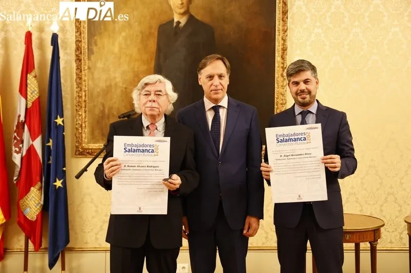 Reconocimiento a los nuevos embajadores de Salamanca Convention Bureau. Fotos: David Sañudo