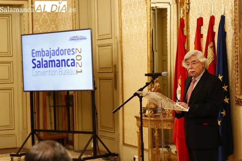 Reconocimiento a los nuevos embajadores de Salamanca Convention Bureau. Fotos: David Sañudo