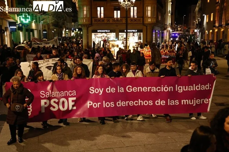 Manifestación en Salamanca en el Día de la Eliminación de la Violencia contra las Mujeres. Fotos: David Sañudo