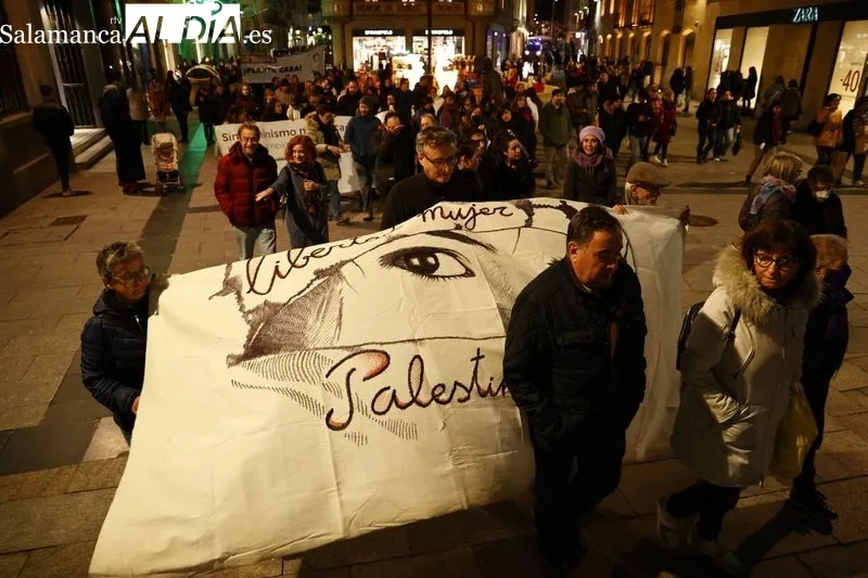 Manifestación en Salamanca en el Día de la Eliminación de la Violencia contra las Mujeres. Fotos: David Sañudo