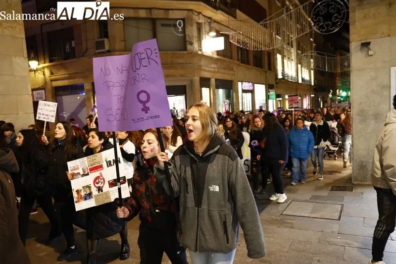 Manifestación en Salamanca en el Día de la Eliminación de la Violencia contra las Mujeres. Fotos: David Sañudo
