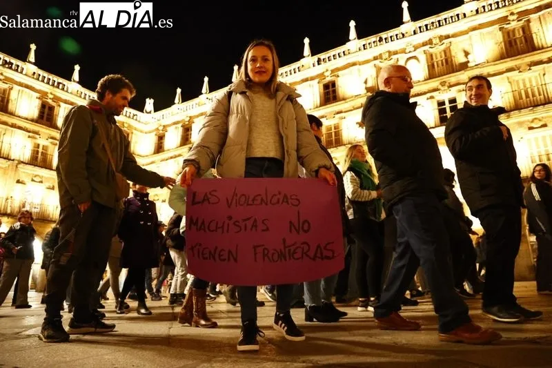 Manifestación en Salamanca en el Día de la Eliminación de la Violencia contra las Mujeres. Fotos: David Sañudo