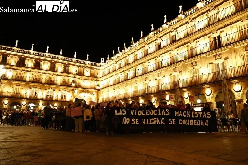 Manifestación en Salamanca en el Día de la Eliminación de la Violencia contra las Mujeres. Fotos: David Sañudo