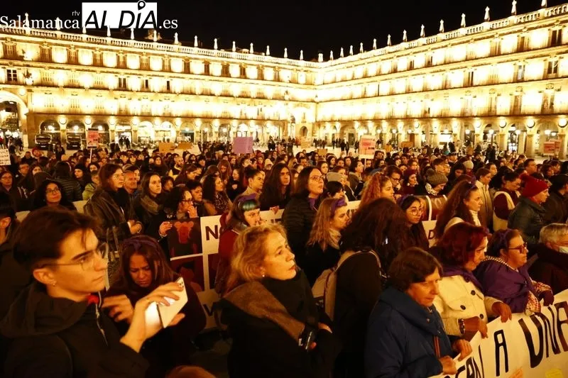 Manifestación en Salamanca en el Día de la Eliminación de la Violencia contra las Mujeres. Fotos: David Sañudo