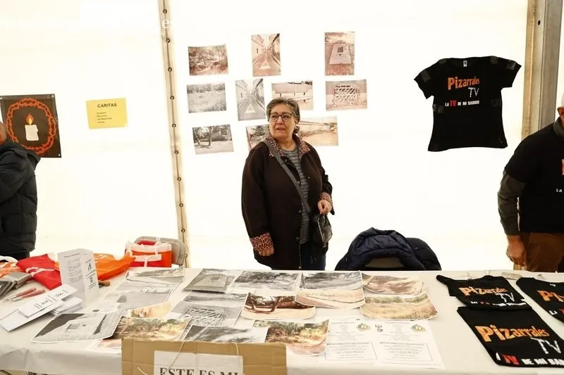 Feria de Asociaciones y colectivos vecinales. Fotos: David Sañudo