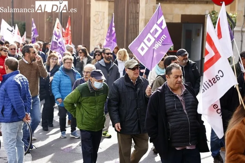 Manifestación en Salamanca en defensa de la democracia. Fotos: David Sañudo
