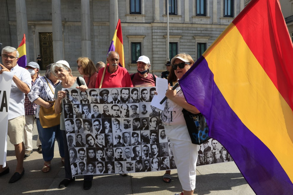 Foto 1 - Memoria histórica, ¿una asignatura pendiente en España?