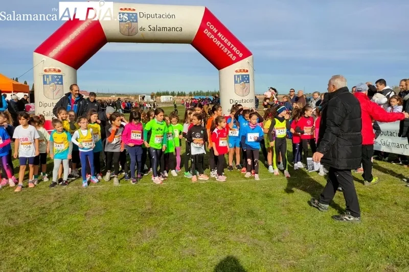 El Prsdohorno de Peñaranda acogía una nueva ediciòn de los Juegos Escolares Campo a Través y el III Cross Popular Ciudad de Peñaranda