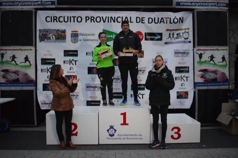 El VI Duatlòn Ciudad de Peñaranda se celebraba en la Plaza de la Constitución   