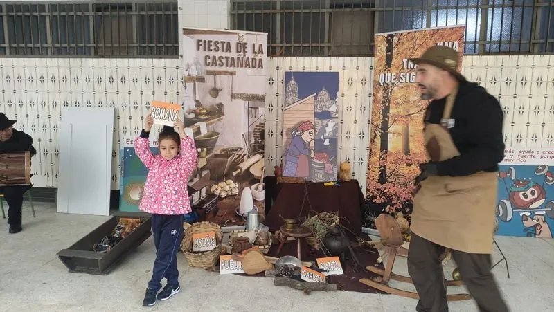Fiesta del otoño con castañada en el Colegio San Juan Bosco. 