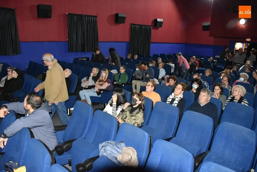 Foto 4 - La multipremiada &lsquo;Alcarr&agrave;s&rsquo; abre el ciclo &lsquo;Mujer rural y medios de comunicaci&oacute;n&rsquo;