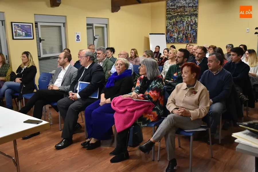 Foto 10 - Ampli conmemora sus 20 a&ntilde;os de lucha por los derechos de las mujeres