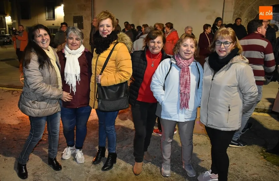 Foto 6 - San Andr&eacute;s calienta la g&eacute;lida v&iacute;spera de su Ap&oacute;stol con una casta&ntilde;ada