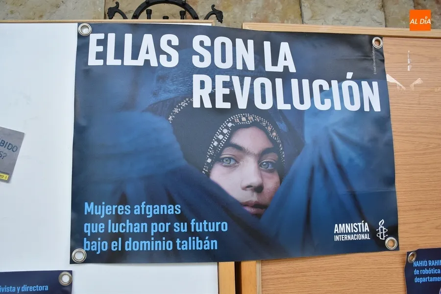 Foto 6 - El IES Tierra profundiza en la situaci&oacute;n de las mujeres afganas de la mano de Amnist&iacute;a Internacional