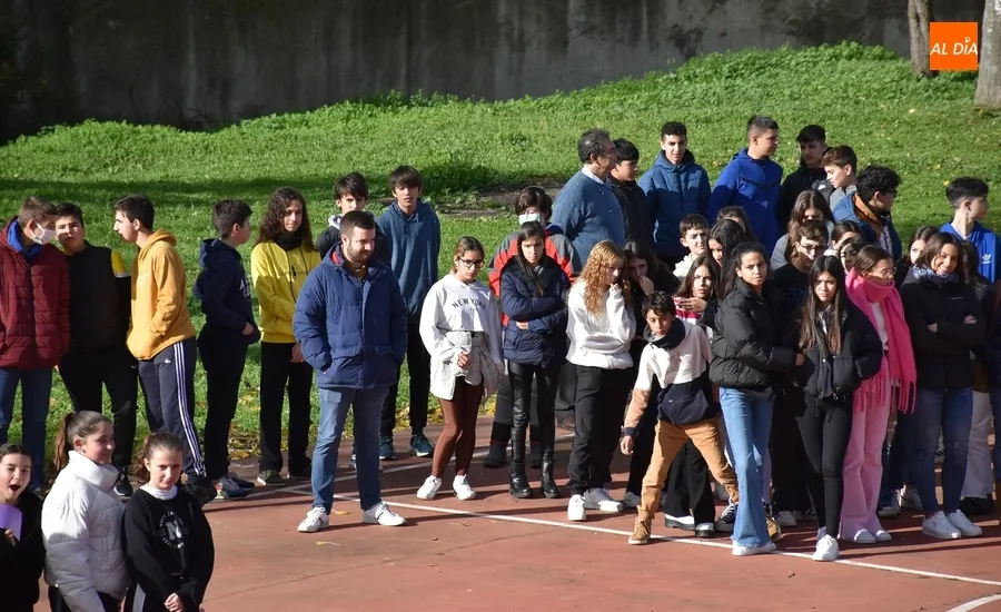 Foto 10 - El IES Fray Diego intenta salir del &ldquo;t&uacute;nel&rdquo; de la violencia de g&eacute;nero &ldquo;buscando la luz&rdquo;