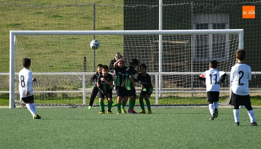 Foto 2 - #M | 12-13 NOV | El Benjam&iacute;n B del Ciudad Rodrigo refuerza su liderato al ganar a otro equipo de arriba