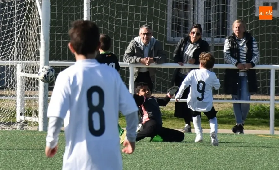 Foto 7 - #M | 12-13 NOV | El Benjam&iacute;n B del Ciudad Rodrigo refuerza su liderato al ganar a otro equipo de arriba
