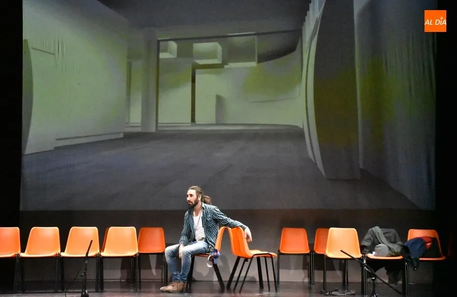 Foto 4 - Un montaje teatral creado para la ocasi&oacute;n culmina los actos por el 25N
