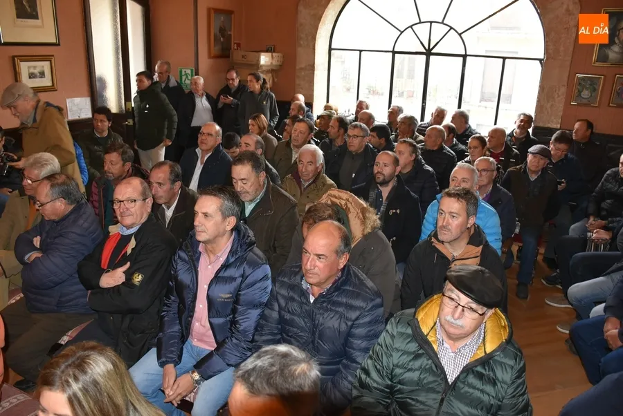 Foto 9 - Cotizaciones r&eacute;cord del cerdo ib&eacute;rico de bellota tras escenificarse &ldquo;m&aacute;s distanciamiento que nunca&rdquo;