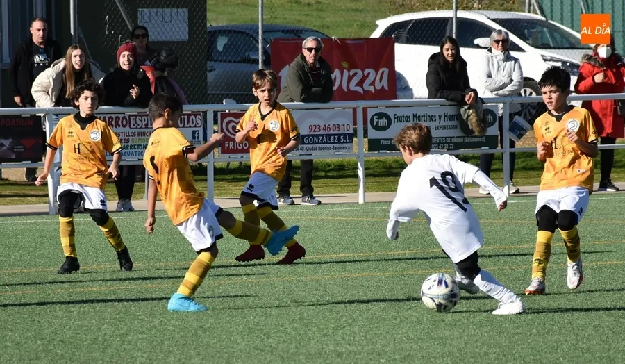 Foto 9 - #M | 26-27 NOV | El Cadete B del III Columnas se reencuentra con la victoria ante Alhambra