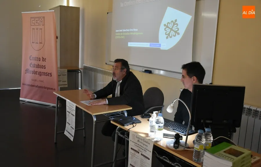 Foto 4 - Variada jornada de conferencias en el Edificio Educativo de la mano del CEM