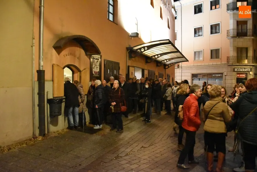 Foto 2 - Entrad&oacute;n en el Teatro Nuevo para disfrutar una vez m&aacute;s con &lsquo;Las Ni&ntilde;as de C&aacute;diz&rsquo;