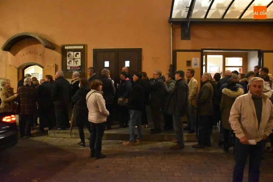 Foto 3 - Entrad&oacute;n en el Teatro Nuevo para disfrutar una vez m&aacute;s con &lsquo;Las Ni&ntilde;as de C&aacute;diz&rsquo;