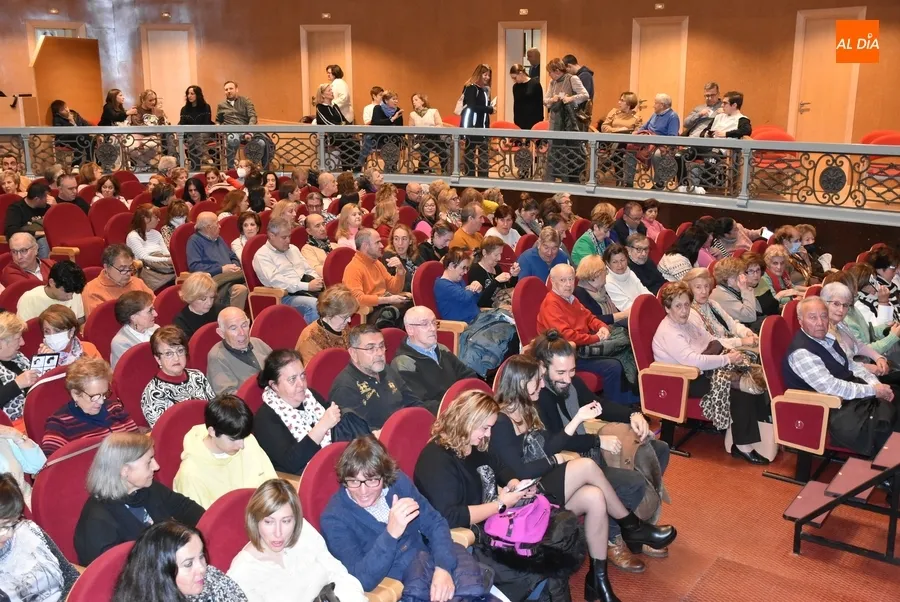 Foto 7 - Entrad&oacute;n en el Teatro Nuevo para disfrutar una vez m&aacute;s con &lsquo;Las Ni&ntilde;as de C&aacute;diz&rsquo;