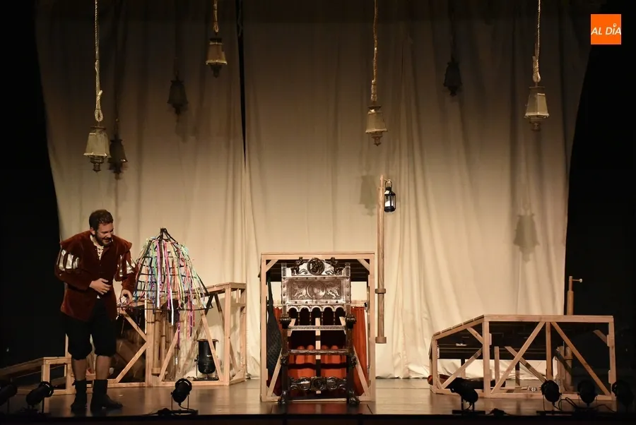 Foto 6 - Mir&oacute;briga viaja otra vez al Nuevo Mundo con Teatro de Poniente