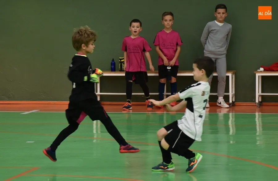 Foto 4 - Arranca la gran fiesta del f&uacute;tbol sala de los m&aacute;s peque&ntilde;os