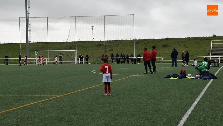 Foto 6 - Doble goleada en sesi&oacute;n simult&aacute;nea de los dos equipos m&aacute;s peque&ntilde;os del Ciudad Rodrigo