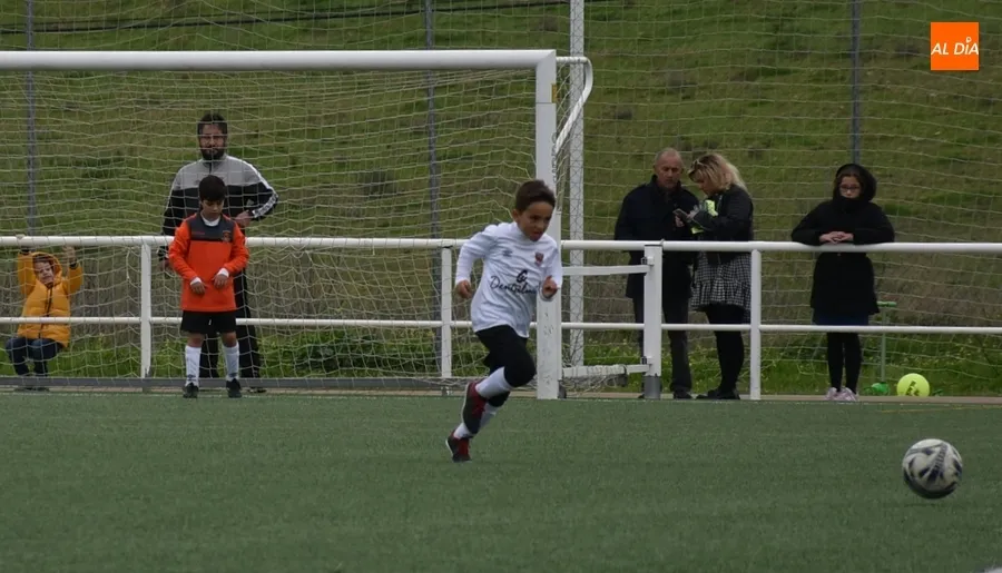 Foto 5 - Doble goleada en sesi&oacute;n simult&aacute;nea de los dos equipos m&aacute;s peque&ntilde;os del Ciudad Rodrigo