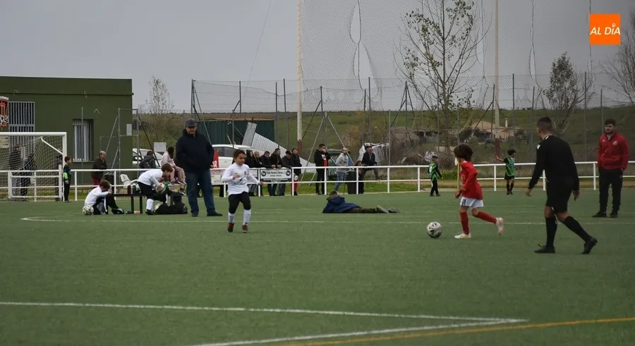Foto 2 - Doble goleada en sesi&oacute;n simult&aacute;nea de los dos equipos m&aacute;s peque&ntilde;os del Ciudad Rodrigo