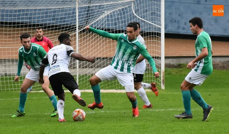 Foto 2 - Jos&eacute; Manuel y Pepo dan nombre a la merecida victoria del Ciudad Rodrigo ante el Betis