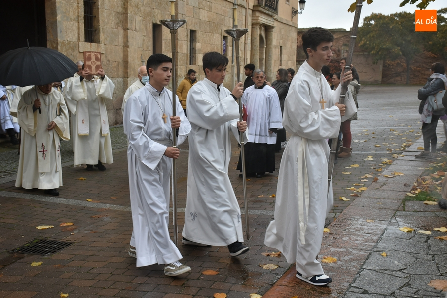 Foto 3 - Abierta la Puerta Santa de la Catedral con una notable asistencia de fieles