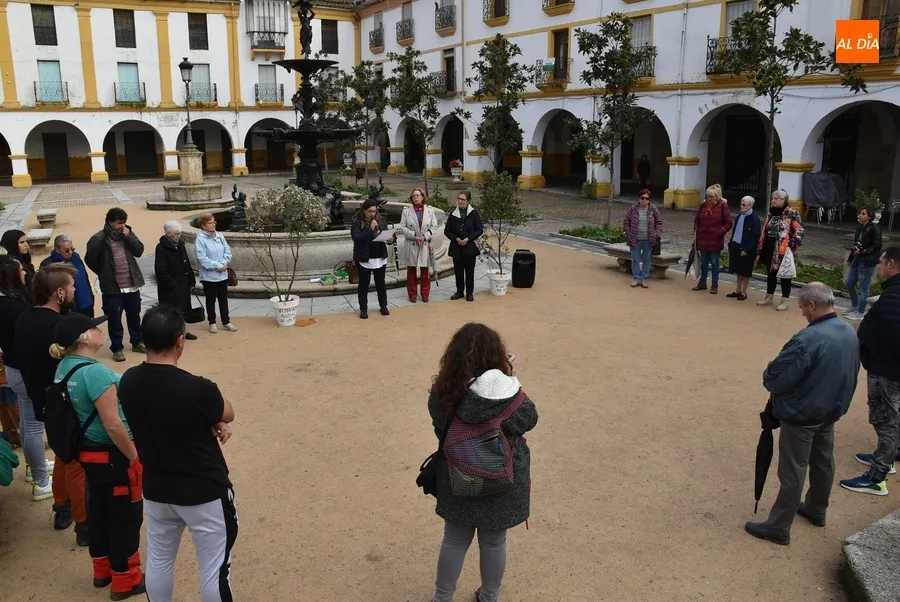 Foto 7 - C&aacute;ritas enriquece &aacute;rboles dentro de su conmemoraci&oacute;n de la Jornada Mundial de los Pobres