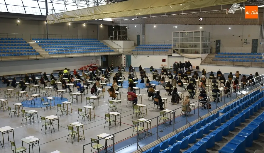 Foto 5 - 92 presentados y 62 ausencias en el 1&ordm; examen de la oposici&oacute;n a las 3 plazas de Administrativo